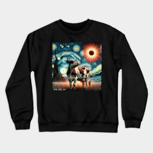 Cow Eclipse Expedition: Stylish Tee Featuring Serene Bovine Companions Crewneck Sweatshirt